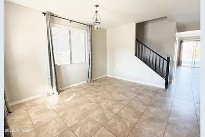 27507 N 54th Lane, Phoenix, AZ 85083 - Photo 2