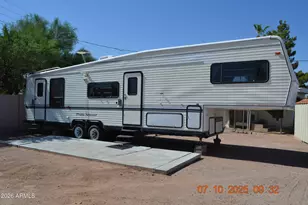 677 S Warner Dr, Apache Junction, AZ 85120 - Photo 2