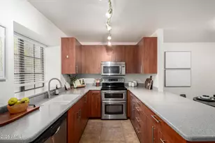 921 W University Dr, Mesa, AZ 85201 - Photo 4