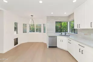 8030 E VÃ­a Sierra Dr, Scottsdale, AZ 85258 - Photo 10