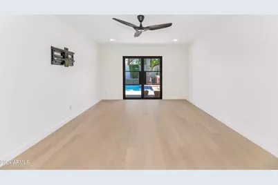 8030 E VÃ­a Sierra Drive, Scottsdale, AZ 85258 - Photo 12