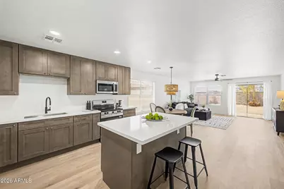 9106 N 80th Lane, Peoria, AZ 85345 - Photo 8
