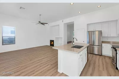 21843 N 51st Street, Phoenix, AZ 85054 - Photo 16