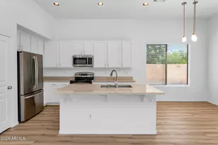 21843 N 51st St, Phoenix, AZ 85054 - Photo 18