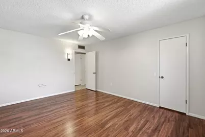 19201 N Concho Circle, Sun City, AZ 85373 - Photo 18