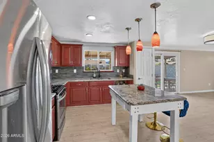 3629 E Winchcomb Dr, Phoenix, AZ 85032 - Photo 16