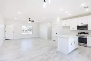 16011 S Hilo Circle, Arizona City, AZ 85123 - Photo 6