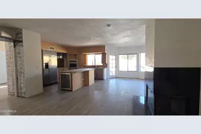 11028 W Crimson Lane, Avondale, AZ 85392 - Photo 2