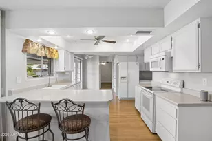 13219 W Marble Dr, Sun City West, AZ 85375 - Photo 8