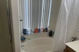 13711 N 81st Ave, Peoria, AZ 85381 - Photo 10