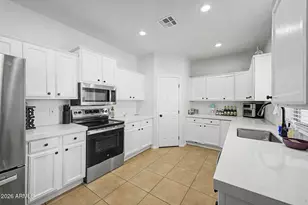 11722 S 205th Ln, Buckeye, AZ 85326 - Photo 4