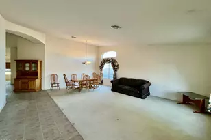 17568 W Copper Ridge Dr, Goodyear, AZ 85338 - Photo 4