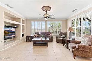 16904 W Villagio Dr, Surprise, AZ 85387 - Photo 12