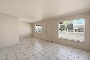 2743 W Ocotillo Rd, Phoenix, AZ 85017 - Photo 6