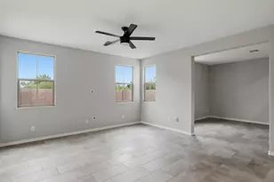 1942 S Sycamore Pl, Chandler, AZ 85286 - Photo 2
