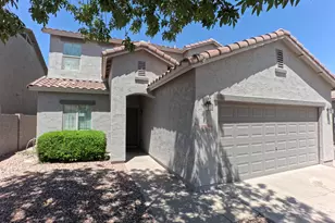 372 E Goldmine Ct, San Tan Valley, AZ 85140 - Photo 1