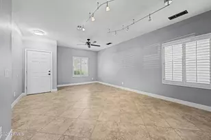 372 E Goldmine Ct, San Tan Valley, AZ 85140 - Photo 6