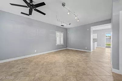 372 E Goldmine Court, San Tan Valley, AZ 85140 - Photo 4