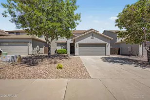 372 E Goldmine Ct, San Tan Valley, AZ 85140 - Photo 2