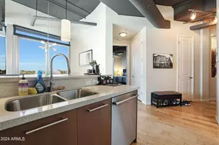 1 E Lexington Ave, Phoenix, AZ 85012 - Photo 14