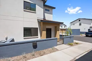 2337 E McArthur Dr, Tempe, AZ 85288 - Photo 2