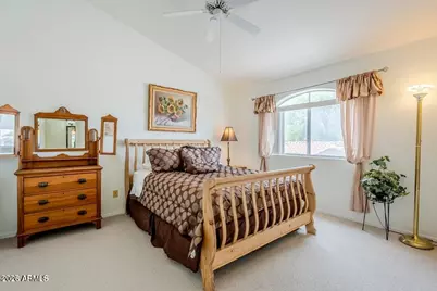 10401 N 52nd Street #205, Paradise Valley, AZ 85253 - Photo 12