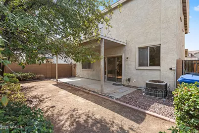 17401 W Holland Lane, Surprise, AZ 85388 - Photo 4