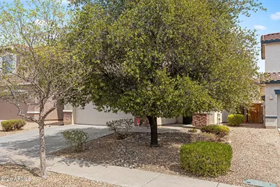 17401 W Holland Lane, Surprise, AZ 85388 - Photo 6