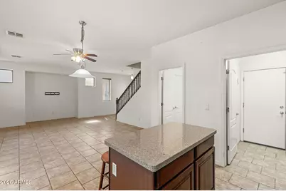 17401 W Holland Lane, Surprise, AZ 85388 - Photo 16