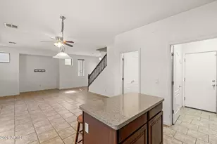 17401 W Holland Ln, Surprise, AZ 85388 - Photo 16