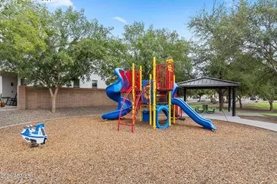 17401 W Holland Lane, Surprise, AZ 85388 - Photo 48