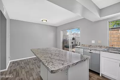 4625 W Thomas Road #34, Phoenix, AZ 85031 - Photo 12