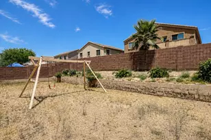 23056 W Hopi St, Buckeye, AZ 85326 - Photo 2