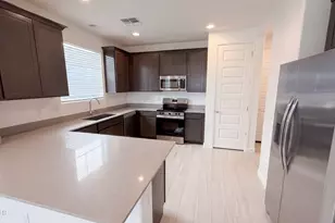 24753 N 164th Dr, Surprise, AZ 85387 - Photo 2