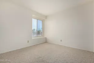 9422 S 43rd Pl, Phoenix, AZ 85044 - Photo 16