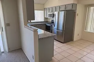 9422 S 43rd Pl, Phoenix, AZ 85044 - Photo 8