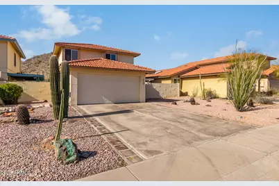 9422 S 43rd Place, Phoenix, AZ 85044 - Photo 2