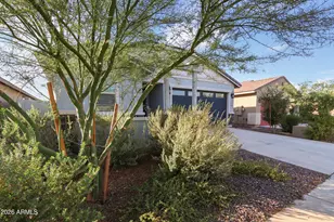 19080 N Silver Dog Way, Maricopa, AZ 85138 - Photo 6