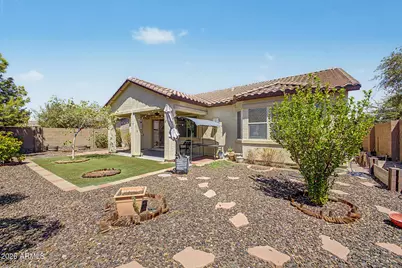 3025 W T Ryan Lane, Phoenix, AZ 85041 - Photo 28