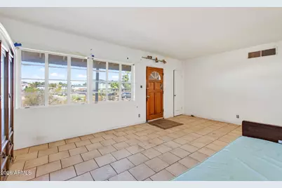 13607 N 21st Place, Phoenix, AZ 85029 - Photo 14