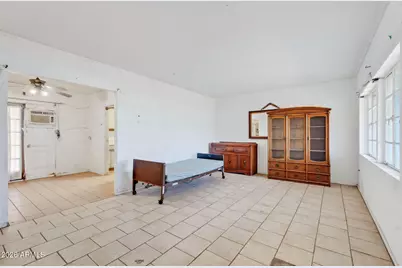 13607 N 21st Place, Phoenix, AZ 85029 - Photo 10
