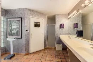 5104 N 32nd St, Phoenix, AZ 85018 - Photo 44