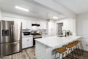 21 E Alameda Dr, Tempe, AZ 85282 - Photo 10