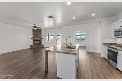 21015 W White Feather Lane, Wittmann, AZ 85361 - Photo 32
