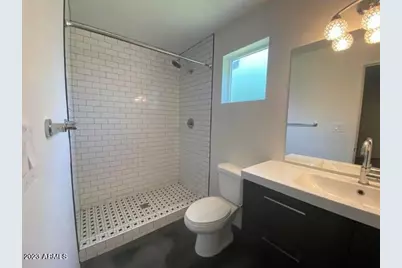 3426 N 37th Street # 2, Phoenix, AZ 85018 - Photo 6