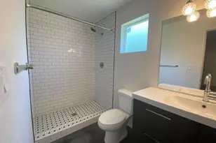 3426 N 37th St, Phoenix, AZ 85018 - Photo 6