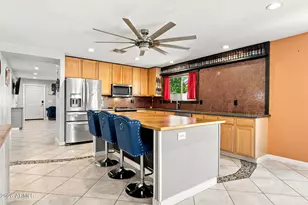 15618 W Port Au Prince Ln, Surprise, AZ 85379 - Photo 10
