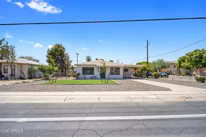2201 E Campbell Avenue, Phoenix, AZ 85016 - Photo 2