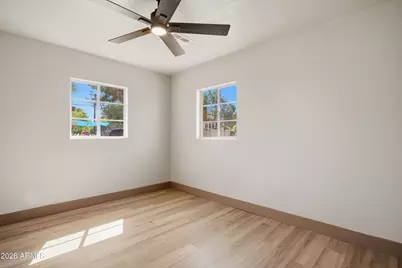 2201 E Campbell Avenue, Phoenix, AZ 85016 - Photo 16