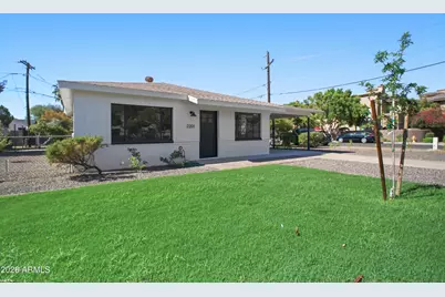 2201 E Campbell Avenue, Phoenix, AZ 85016 - Photo 2